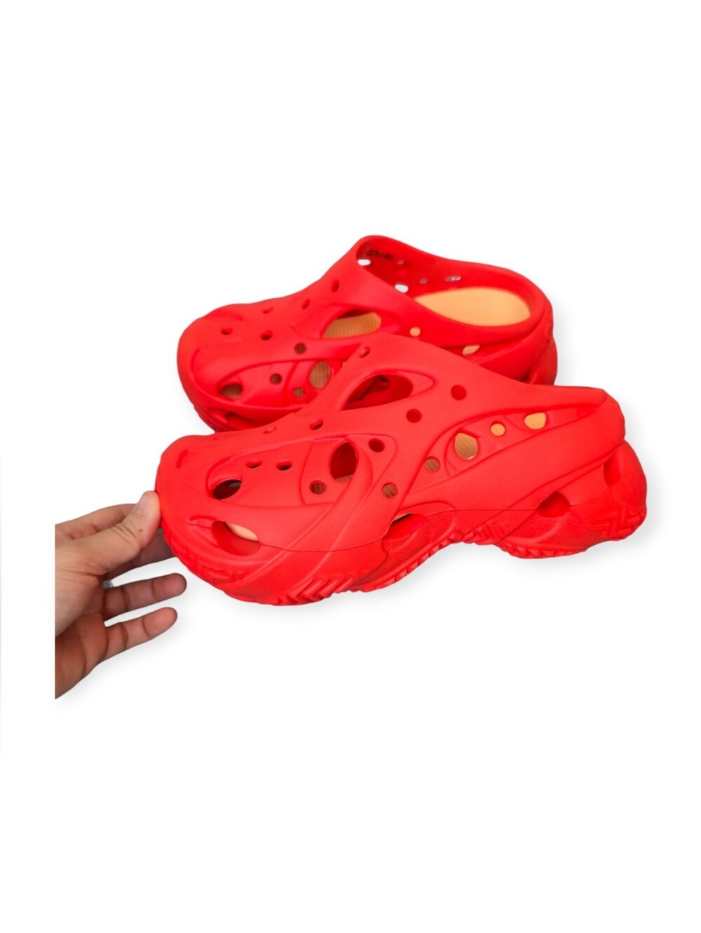 Crocs Women's 7 Caged Starfish Clog - Picture 7 of 12
